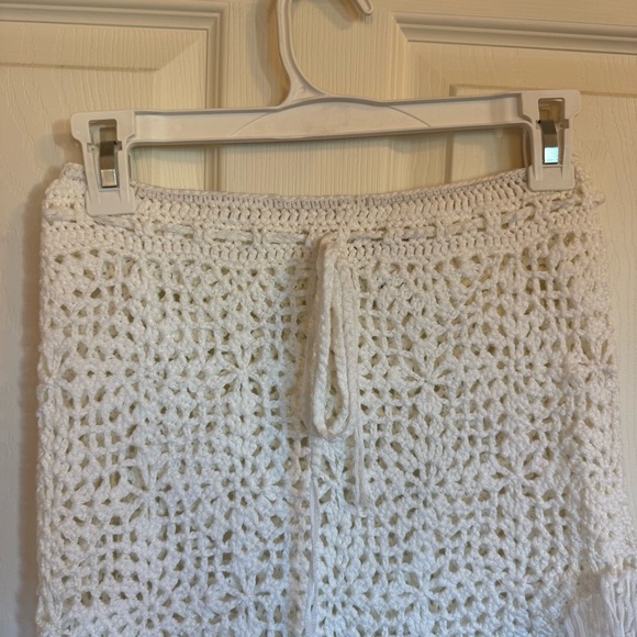 White Crochet Asymmetrical Fringe Skirt size Small - Picture 2 of 5